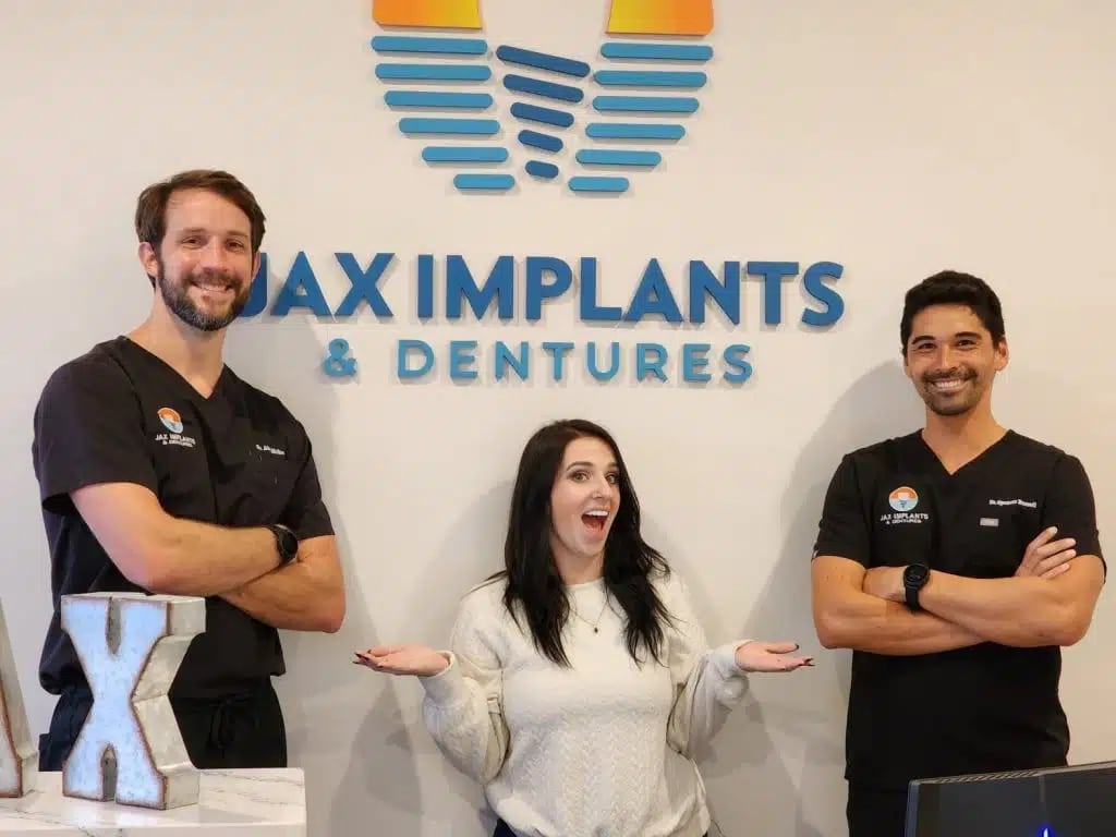 our expert dentists explaining what are zygomatic implants